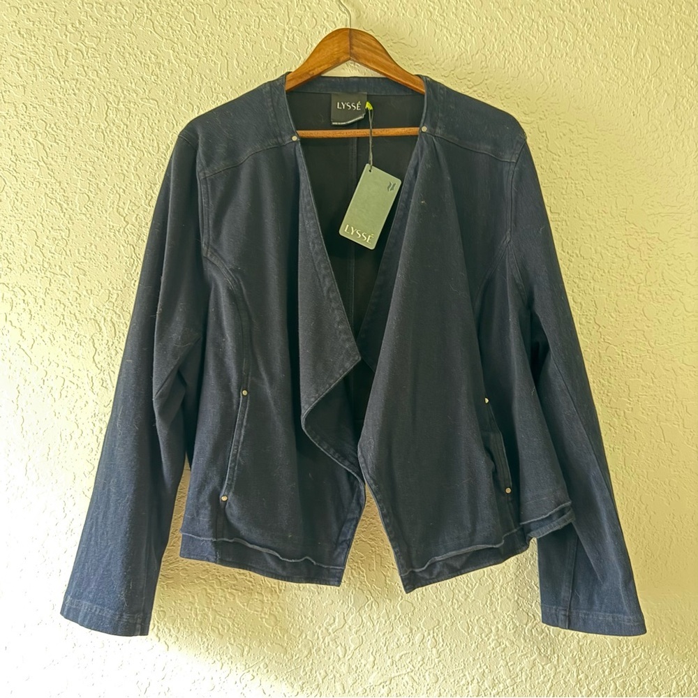 NWT Lysse dark navy Blazer Modern Cropped Waterfall